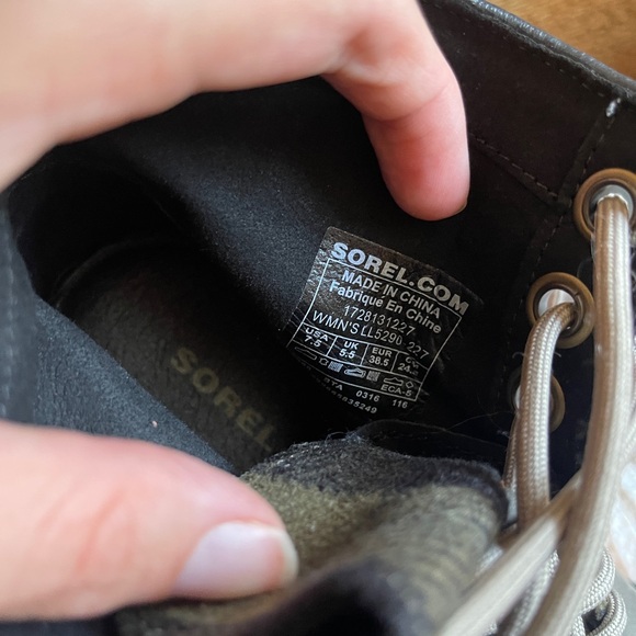 Sorel Womens Size 7.5 PDX Plaid Wedge Lace Up Bootie Green Brown Cap Toe - Picture 12 of 13